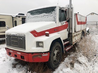 2001 Freightliner FL60 Service Truck c/w 6000LB Crane